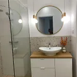 Metro Szwedzka Orange