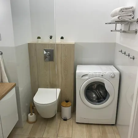 Metro Szwedzka Orange Apartman *